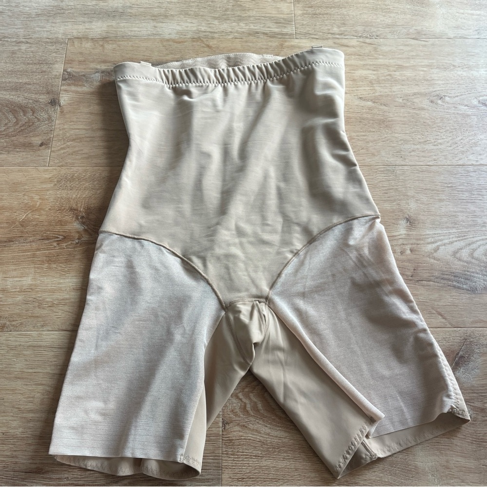 Honeylove Super Power Short Sculpt Wear Size M All Over Sculpt No Strap NWOT